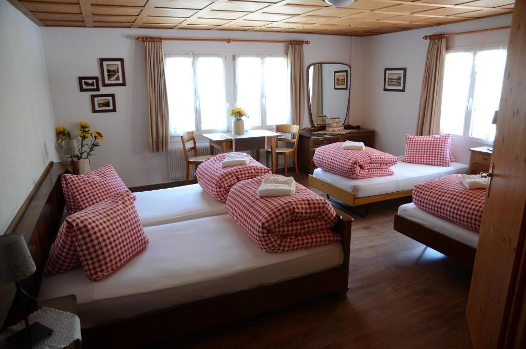 Gaestehaus Schaefli Intschi Δωμάτιο φωτογραφία